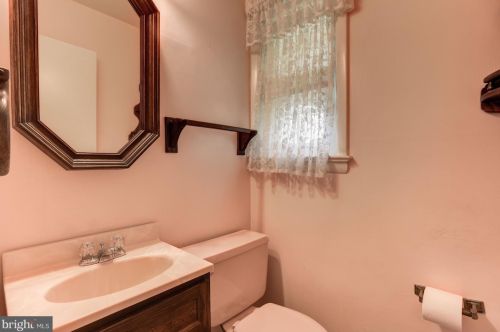 13111 Fernedge Rd, Silver Spring MD 20906-5302 exterior