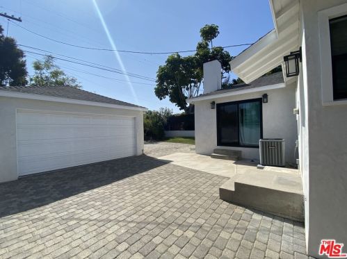 22508 Linda Dr, Torrance CA  90505-3206 exterior