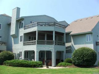 1142 Albemarle Ct, Corolla, NC 27927-9691