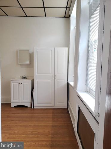 1813 19 St, Philadelphia PA  19146-1438 exterior