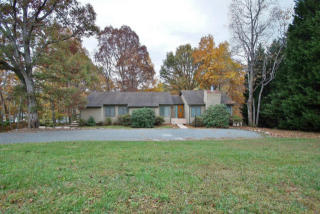 45 Travers Cir, Scruggs, VA 24121-5771
