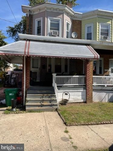 162 Boudinot St, Trenton, NJ 08618-5402