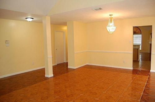 2211 War Admiral Dr, Stafford, TX 77477-6349