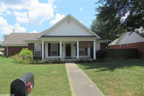 606 Oak St, Beebe, AR 72012-2974