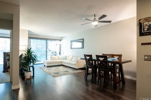 2534 Macarthur Blvd, Santa Ana, CA 92704-7128