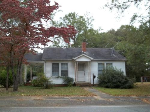 345 Peachtree St, Woodruff, SC 29388-1524