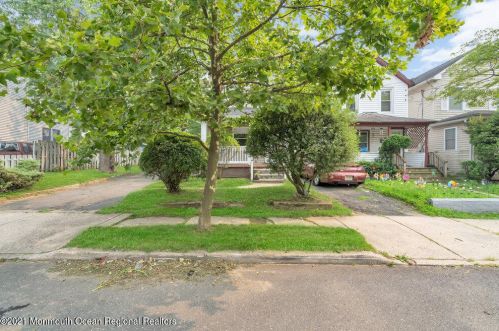 237 Drs James Parker Blvd, Tinton Falls NJ  07701-1338 exterior