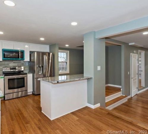 22 Lake Rd, Coventry CT  06238-2025 exterior