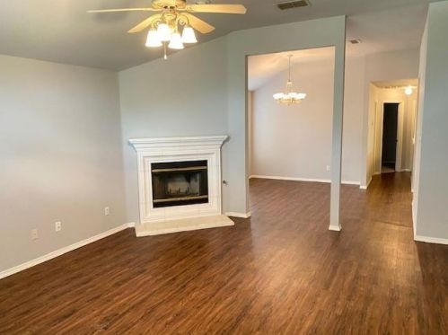 6802 Beverly Glen Dr, Fort Worth TX  76132-3554 exterior