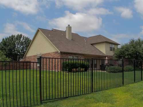 312 Creekside Trl, Argyle TX  76226-2209 exterior