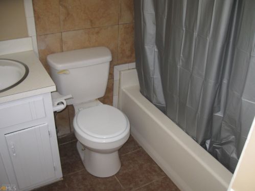 3943 Woodland Cir, Conyers GA  30013-3056 exterior