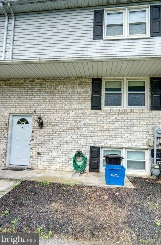 627 Fulton St, Hanover, PA 17331-2723