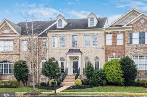 43595 Catchfly Ter, Leesburg, VA 20176-8235