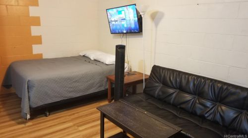 1712 Fern St, Honolulu HI  96826-3701 exterior