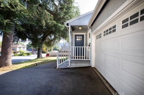 4217 Boston Ave, Glendale CA  91214-2411 exterior