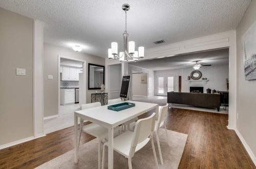 4044 Windy Crst Cir, Carrollton TX 75007 exterior