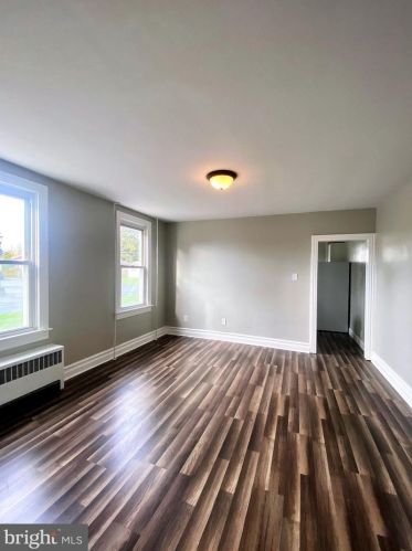 300 Walnut St, Hanover PA 17331-2536 exterior