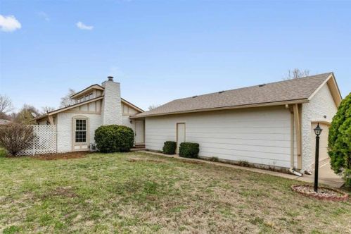 6518 Rodeo St, Wichita, KS 67226-1416