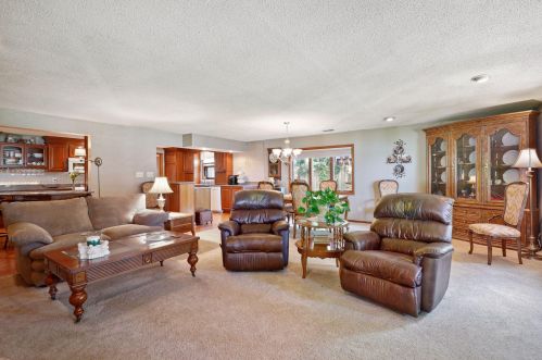 795 Heinel Dr, Saint Paul MN  55113-2152 exterior