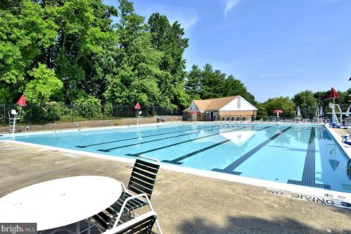 5 London Brg Ct, Silver Spring MD 20906-5713 exterior