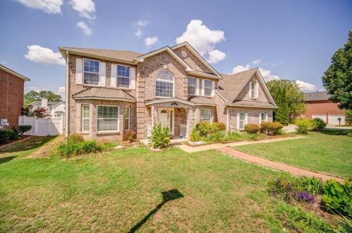 302 Daytona Dr, Mcdonough, GA 30253-8674