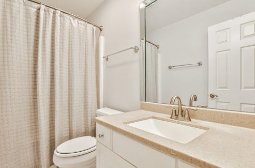 2491 Emerald Ridge Ct, Atlanta GA  30345-1600 exterior