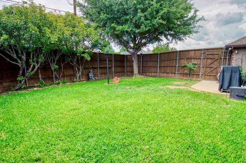 4020 Virginia Pne Dr, Carrollton TX 75007-1050 exterior