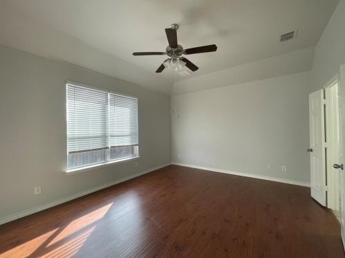 2069 Meadow Park Dr, Princeton TX 75407-2662 exterior