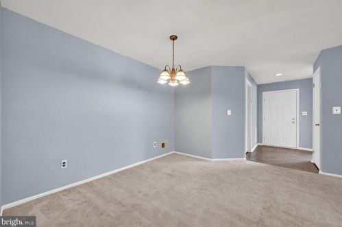 383 Silvia St, Trenton NJ 08628-3238 exterior