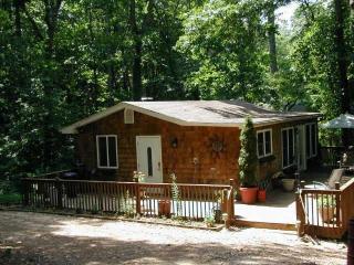 5079 Balus Dr, Gainesville, GA 30504-8110
