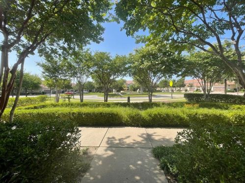 436 Fuente, Irving TX  75039-3408 exterior