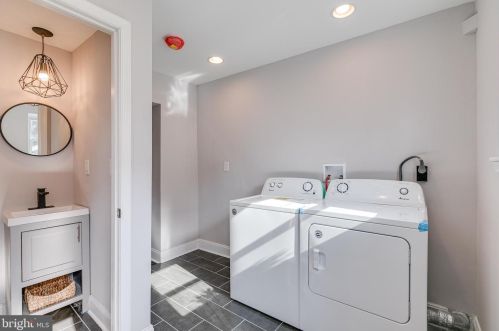 1513 16th St, Philadelphia PA  19121-4204 exterior