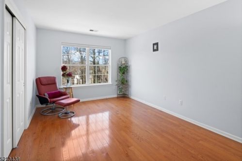 5 Garfield Way, Princeton NJ  08540-1669 exterior