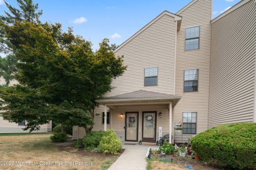 501 Violet Ln, Jackson Twp, NJ 08527-4151