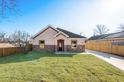 4606 Gracey St, Dallas, TX 75216-8318