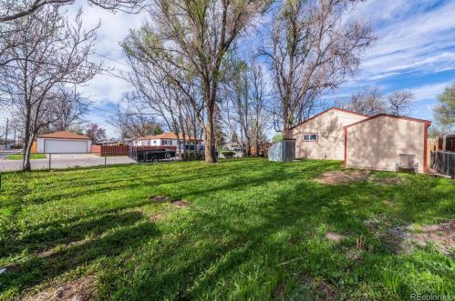1900 Akron St, Denver CO  80010-1711 exterior