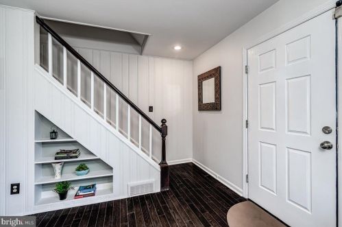 15 Snowden Ln, Princeton, NJ 08540-3952