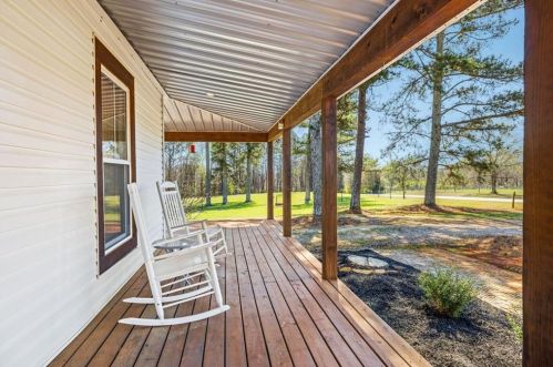 2445 Lyle Field Rd, Jefferson GA  30549-1943 exterior