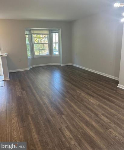 14032 Lestric Ln, Woodbridge, VA 22193-4300