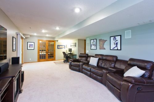 13615 Garrett Ave, Saint Paul MN  55124-7647 exterior