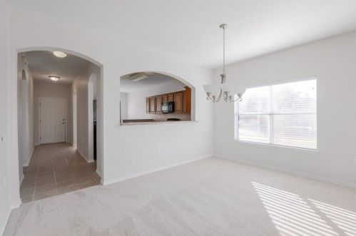 11000 Boundless Vly Dr, Austin TX  78754 exterior