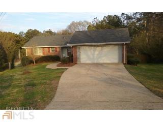 515 Valley View Dr, Winder, GA 30680-1425