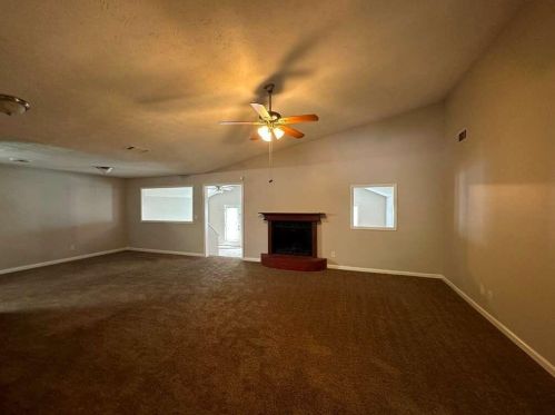 2624 Hewatt Rd, Lithonia, GA 30039-4014