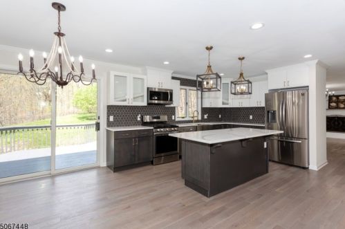 99 Catswamp Rd, Hackettstown NJ  07840-4642 exterior