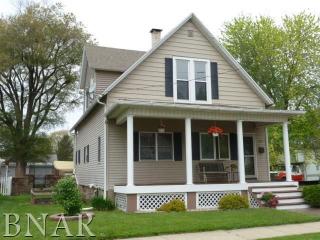 307 State St, Bloomington, IL 61701-5554