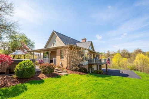 2619 Hilltop Rd, Noblestown, PA 15071-2101