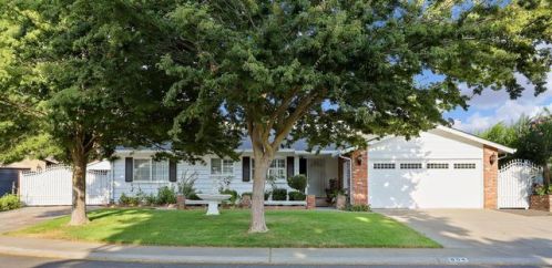 804 Rio Vista Dr, Modesto, CA 95355-4455