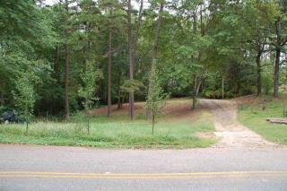 829 Andover Dr, Walhalla, SC 29691-1605