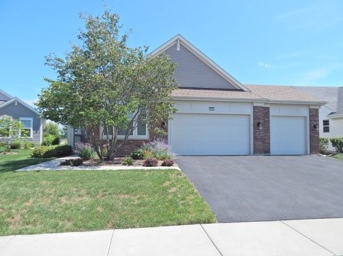 1947 Carlton Ct, Pingree Grove, IL 60140