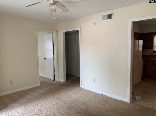 1701 Stahl St, Cayce-West Columbia SC  29033-2417 exterior